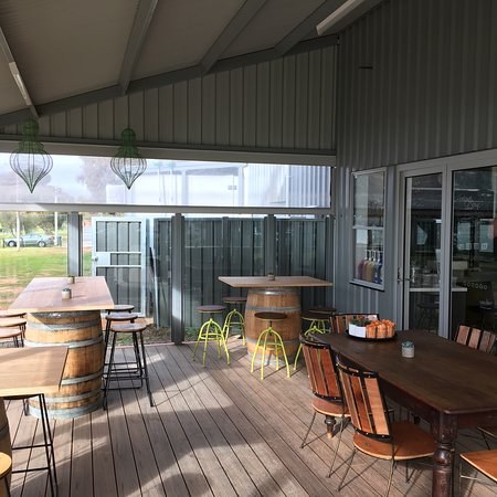 boo-s-place-lakeside